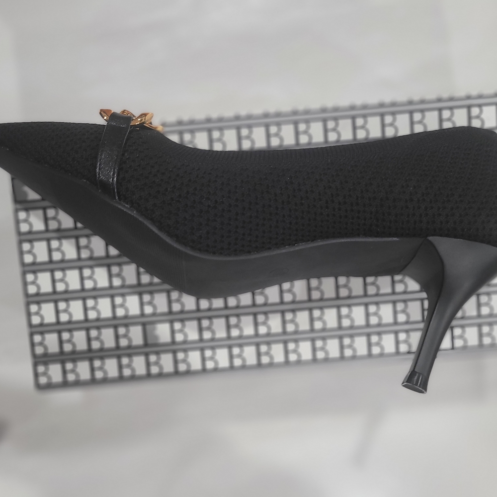 Balmain Black Heels with Gold Chain Detail - Picture 3 of 3